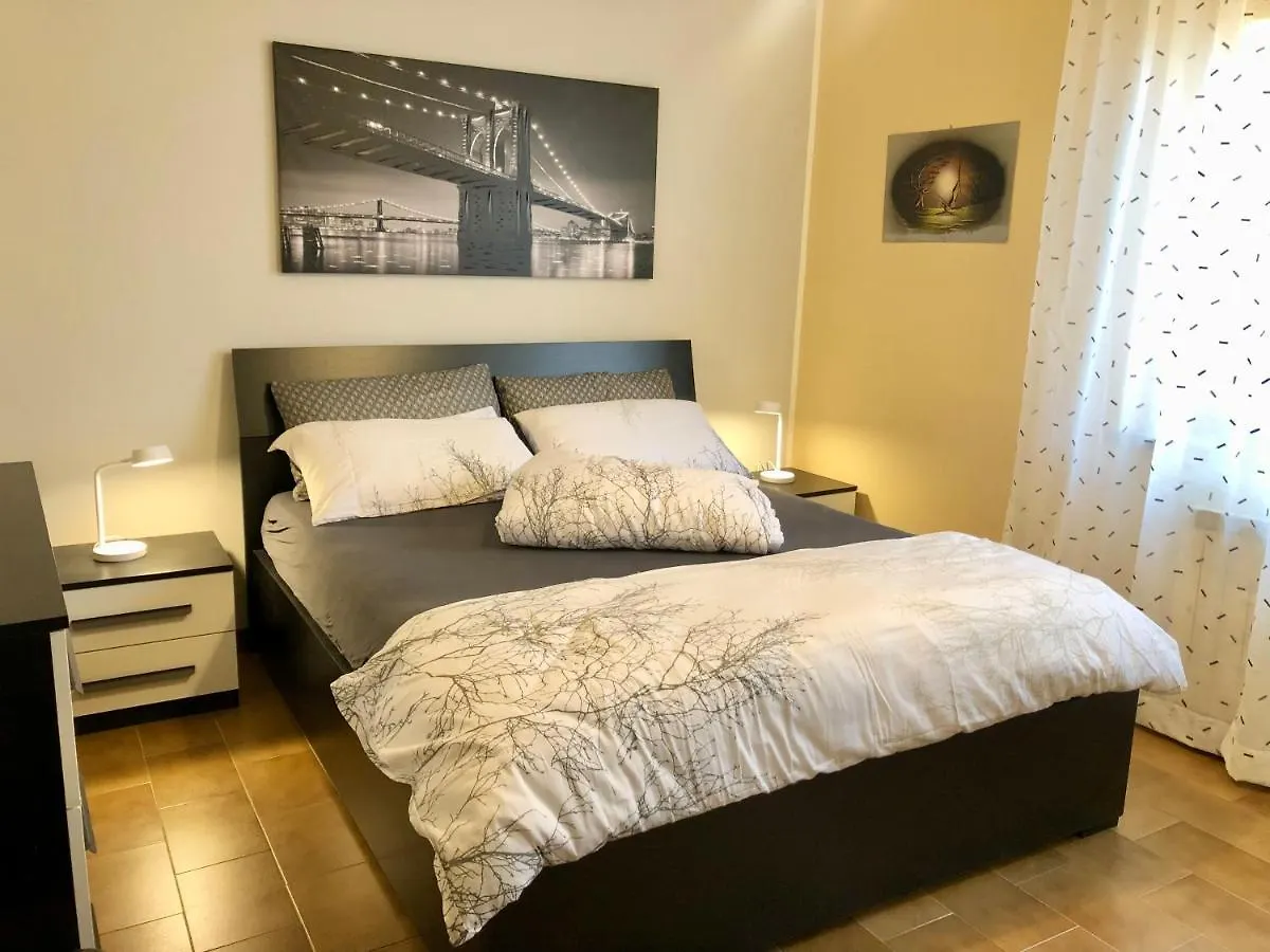 Casa Rosa Apartments Malcesine Italy